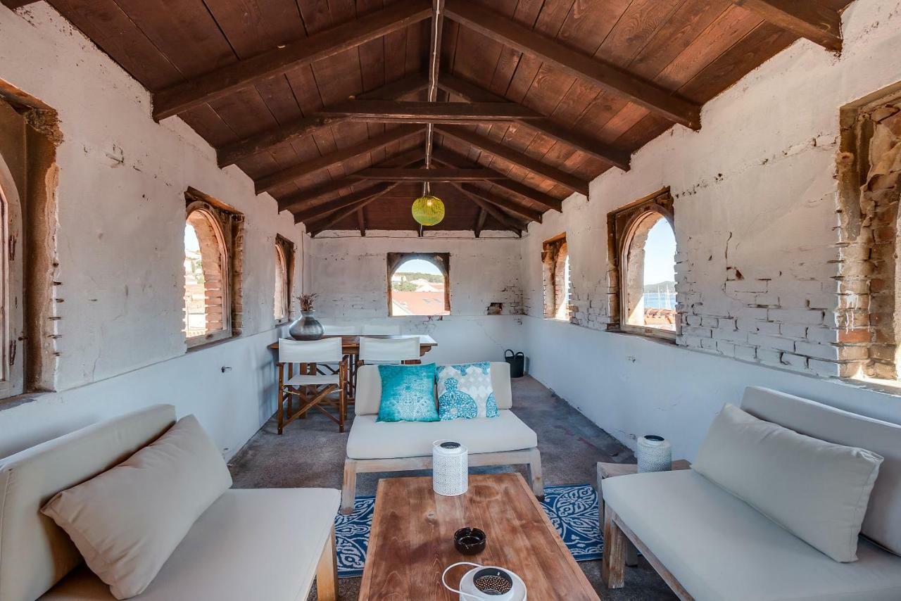 Apartments Argemonia Mali Lošinj Exteriör bild