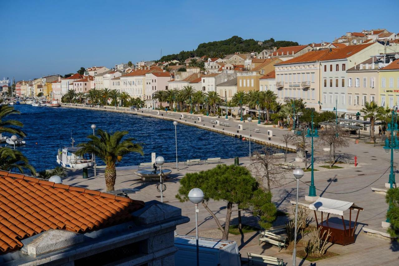Apartments Argemonia Mali Lošinj Exteriör bild